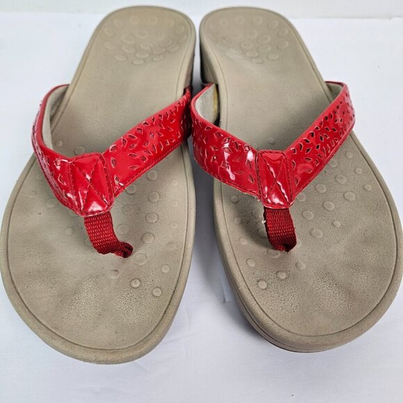 Vionic Zuma Red Faux Patent Leather Wedge Thong Orthotic Comfort Sandal 9 - Picture 3 of 12